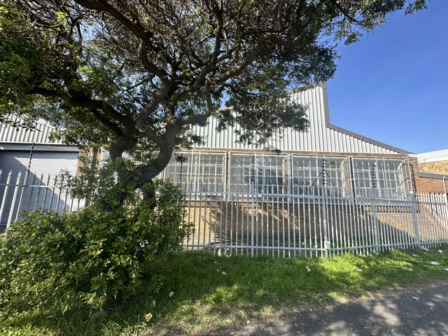 To Let Commercial Property for Rent in Ottery Western Cape